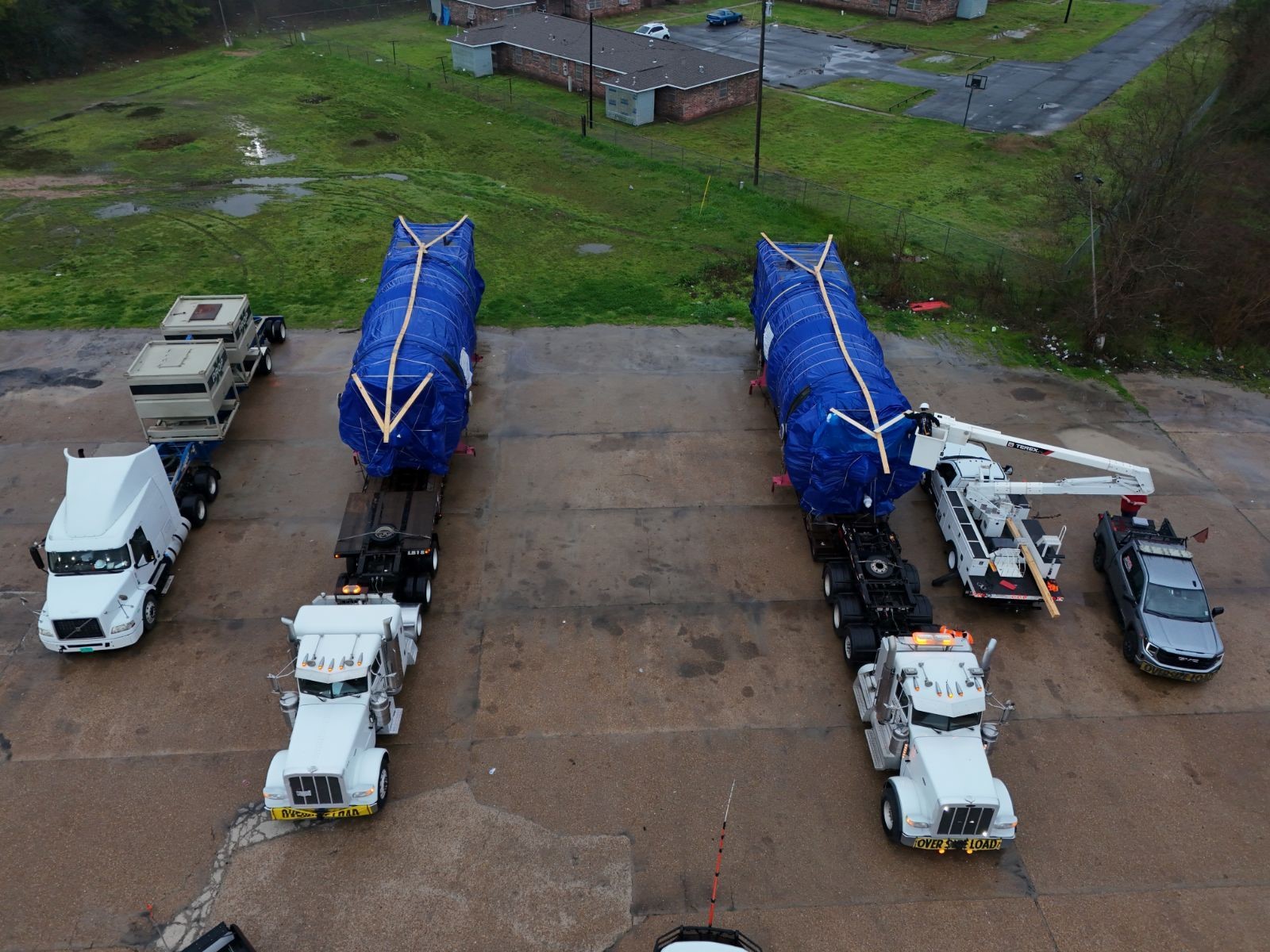 Oversize hopper units